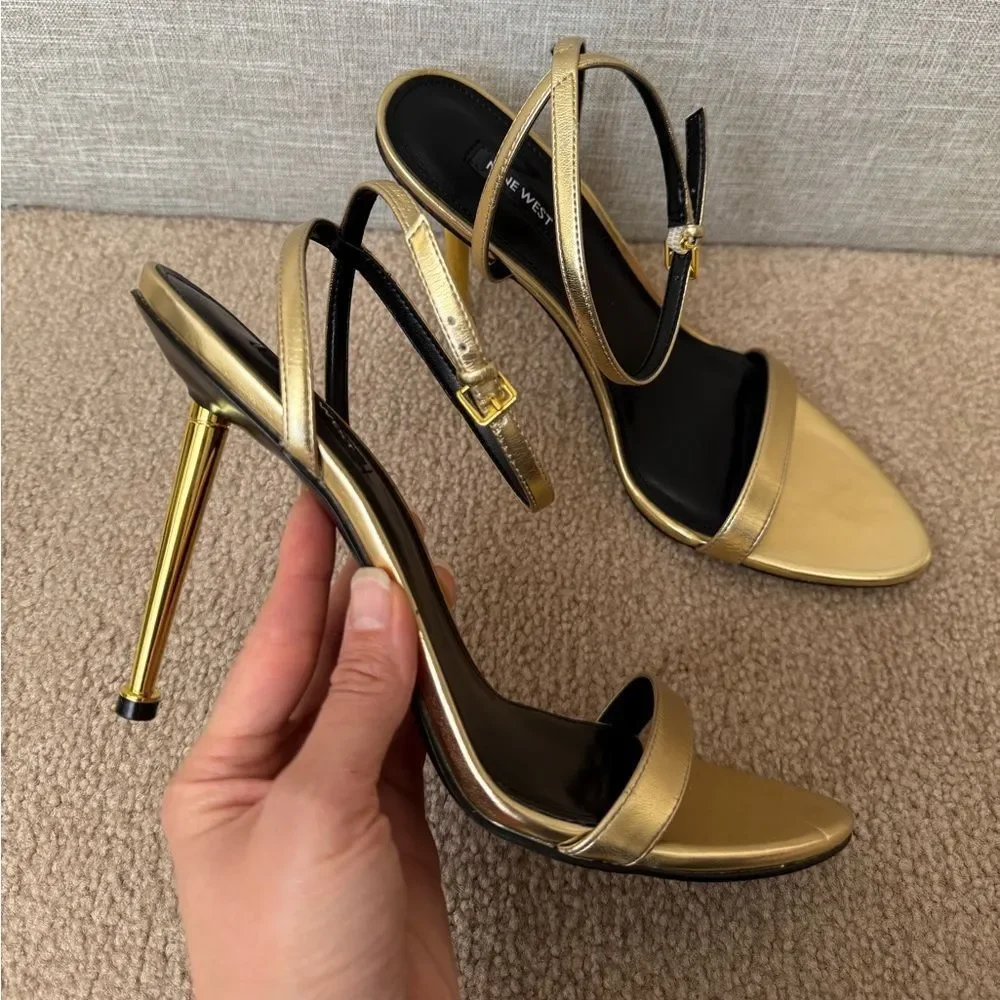Nine West Women's Reina Ankle‎ Strap Sandal, SZ 10, Gold Metallic, Store Display